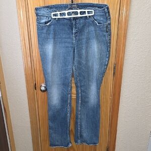 Silver Jeans- Natsuki Style- Size 18/33